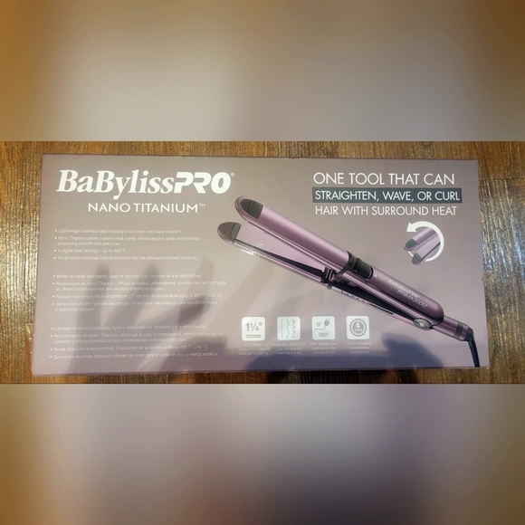 Like New BaBylissPRO Nano Titanium Prima3100 Flat Iron - Picture 2 of 3